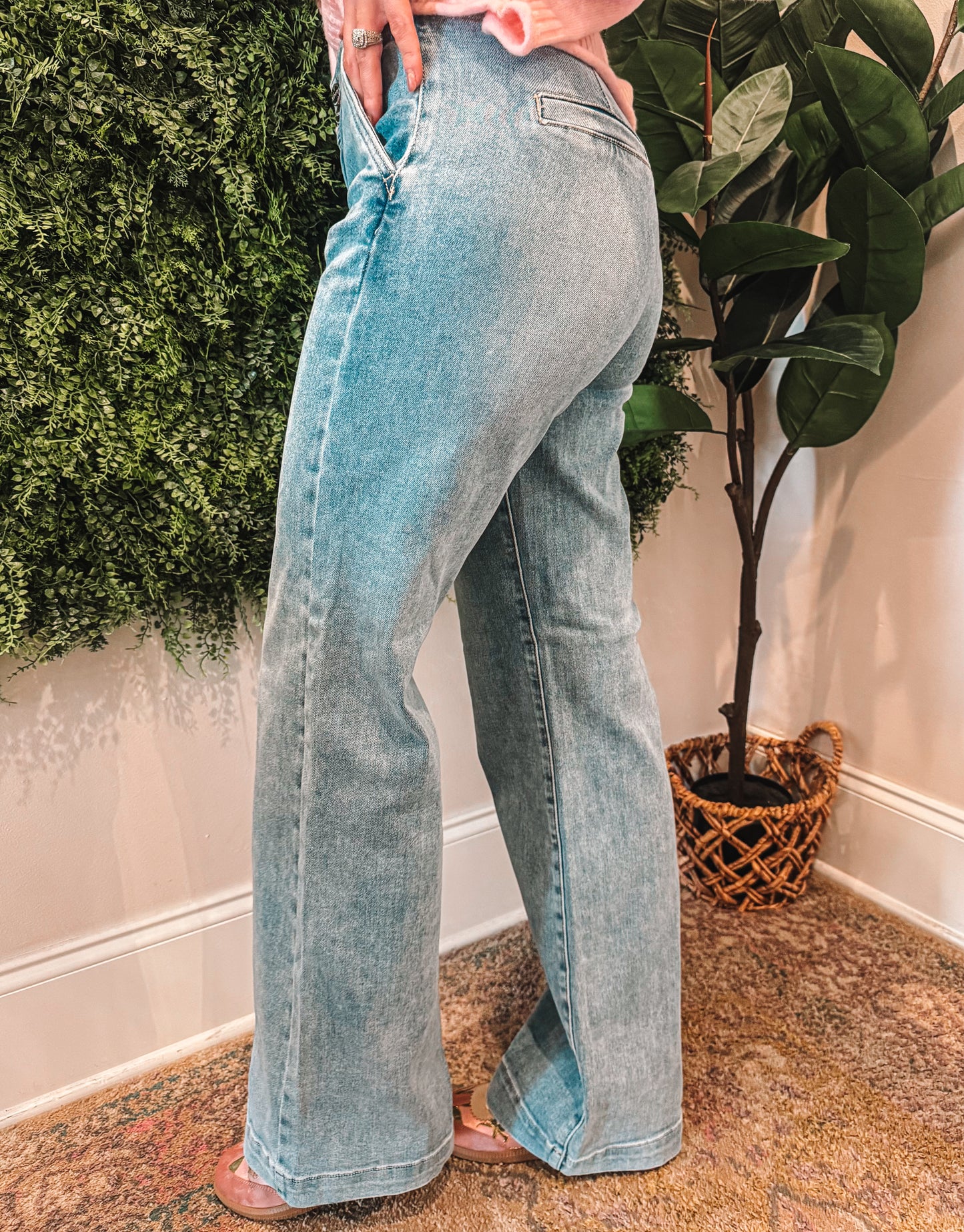 High Rise Double Button Wide Jeans