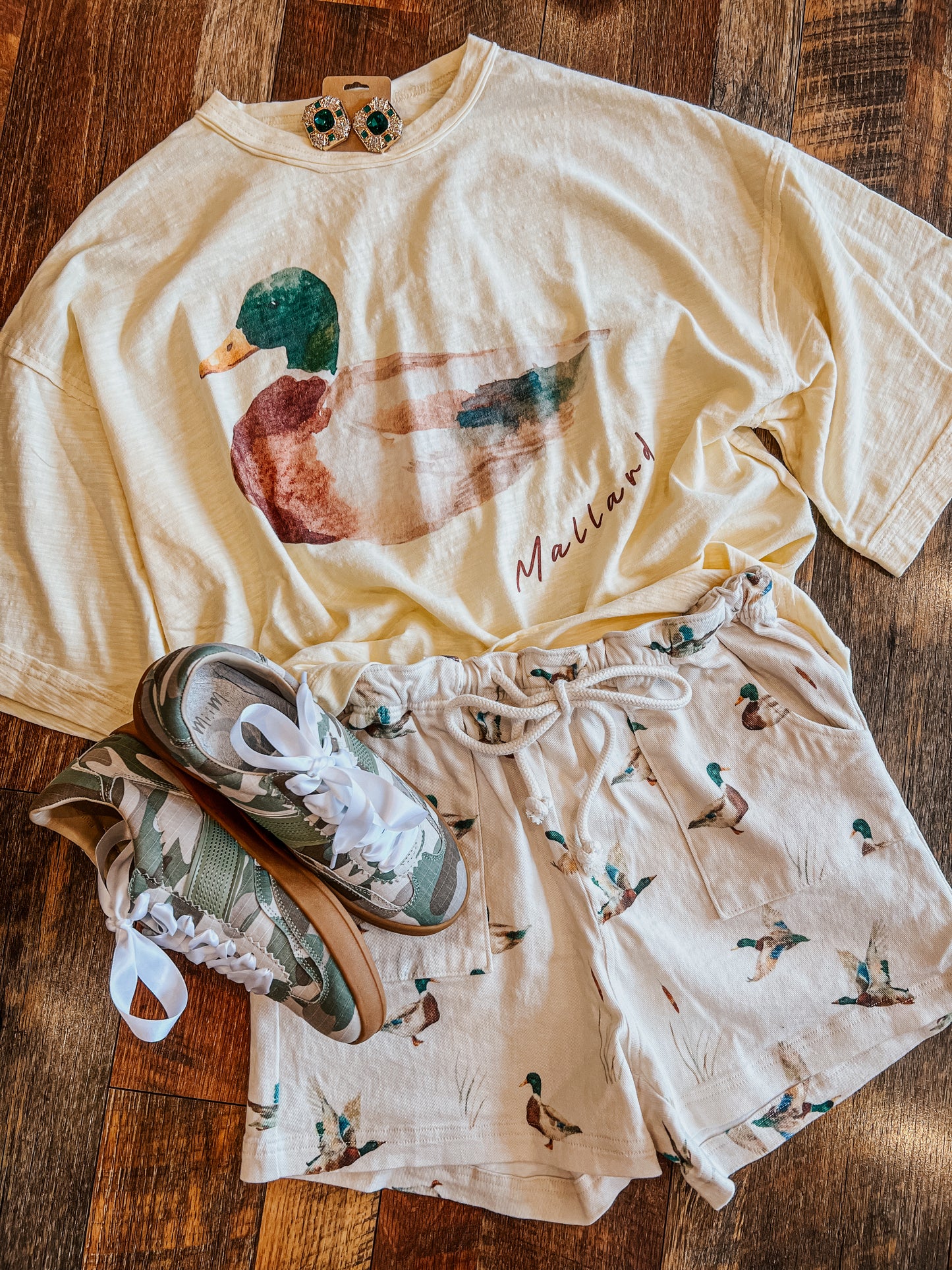 Ivory Drift Duck Shorts
