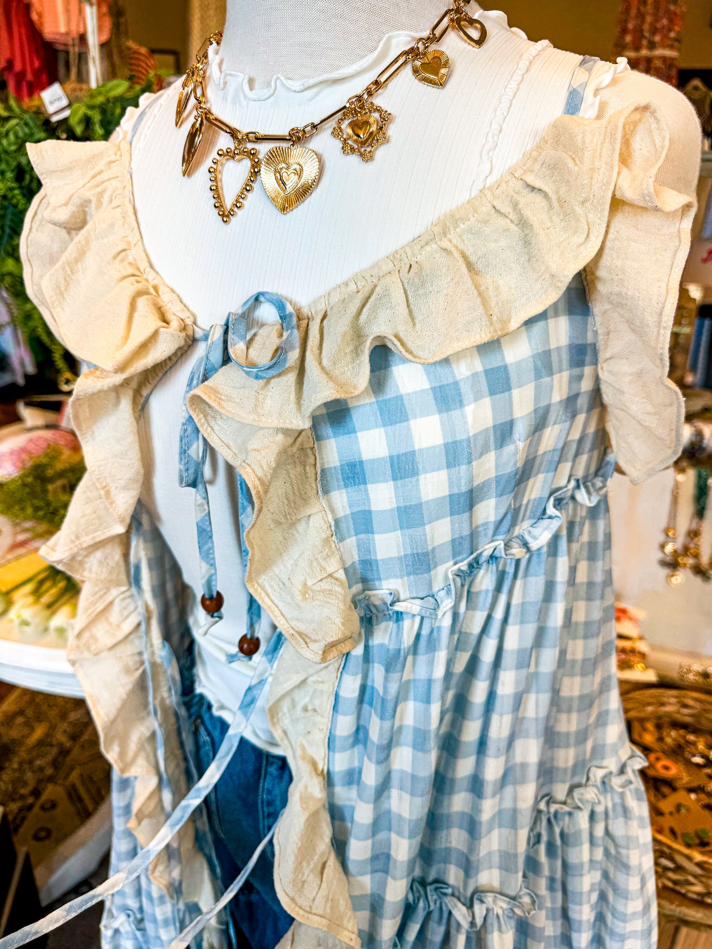 Checkered Ruffle Duster