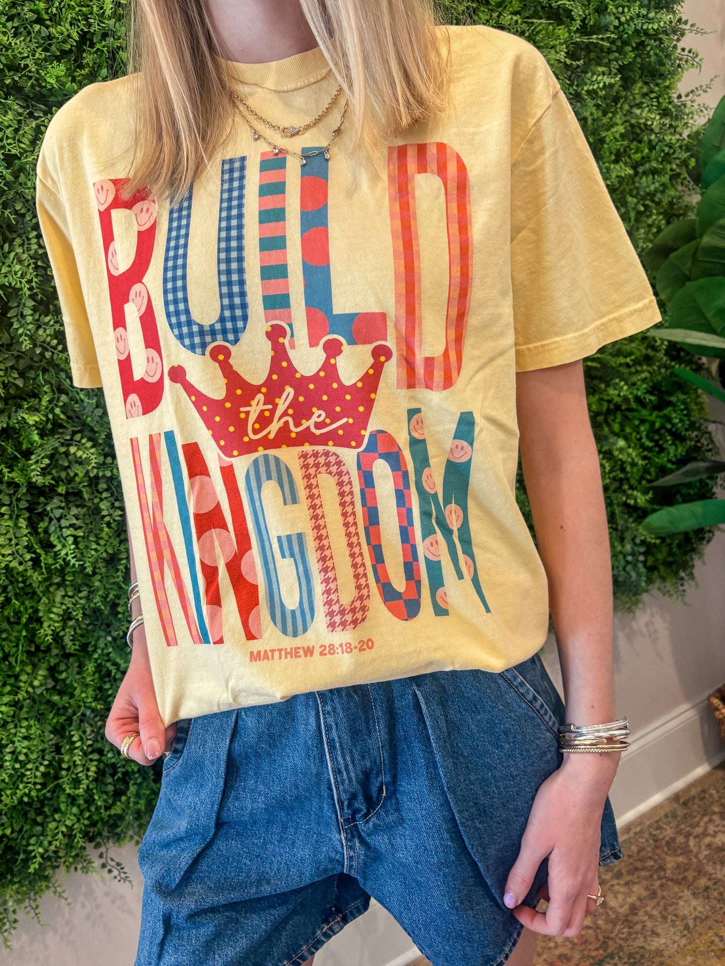 π Build The Kingdom Tee