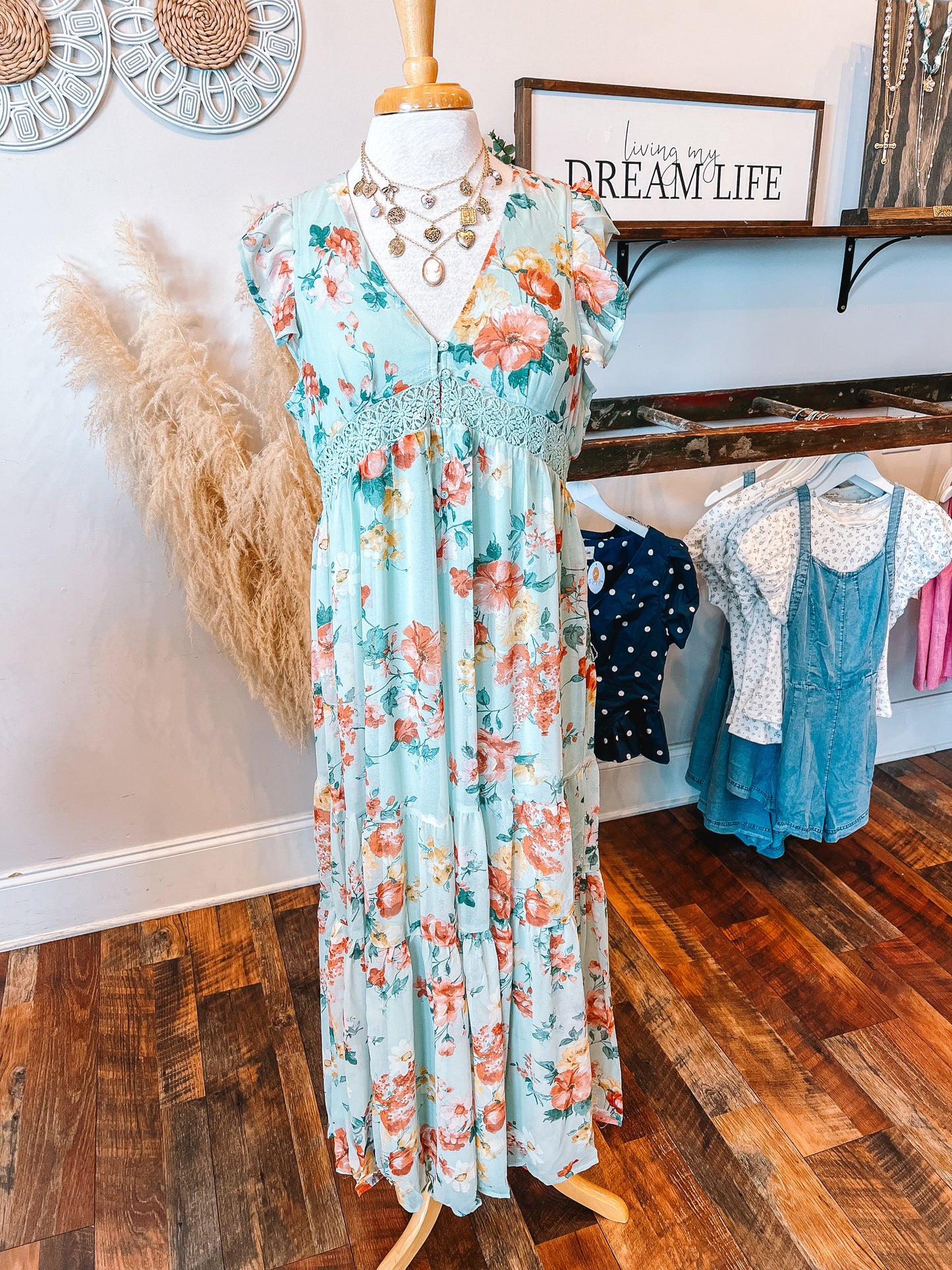Soft Bloom Maxi Dress