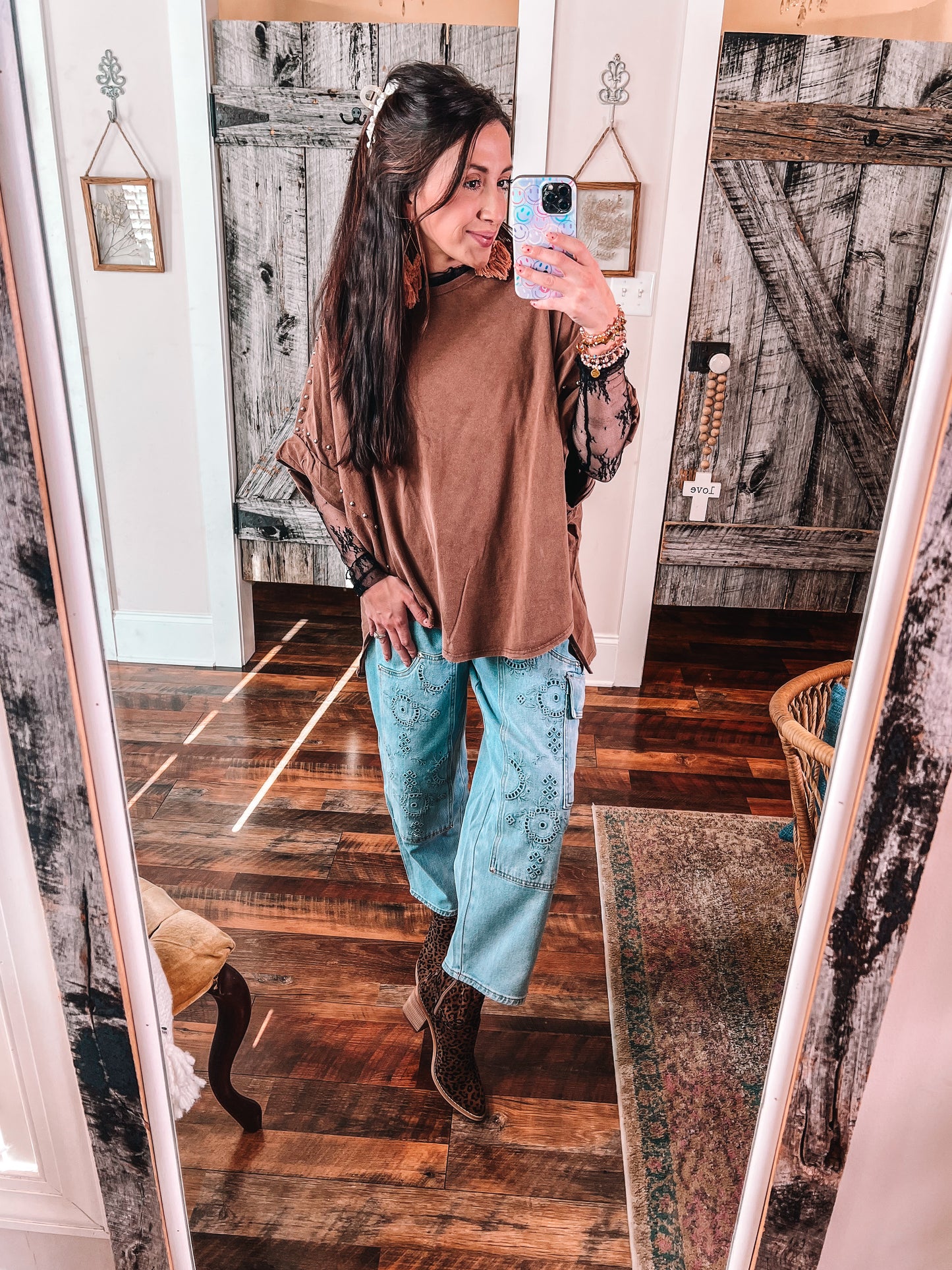 Western Embroidered Cargo Barrel Jeans