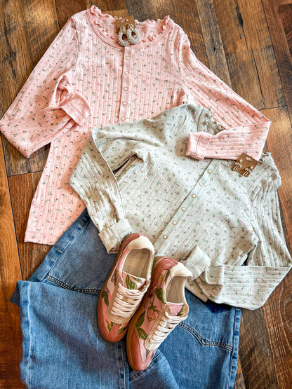Ribbed Floral Button Top