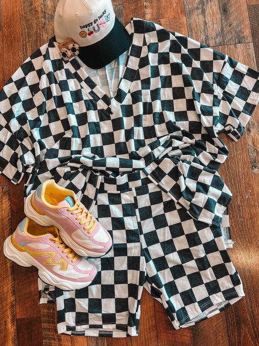 Curvy Checkered Set