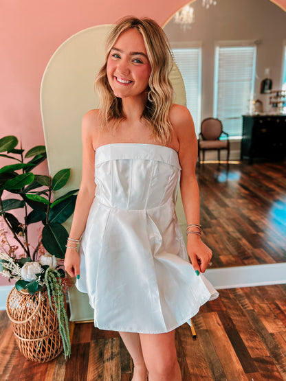 Tie The Knot Mini Dress 🤍