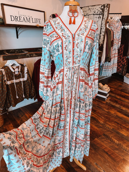 Charming Chapters Maxi
