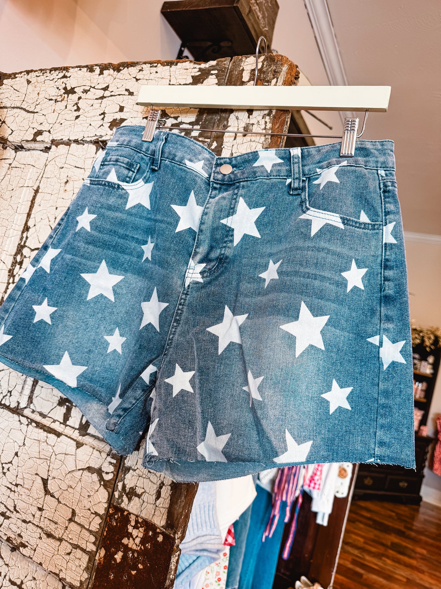 Curvy Stars Aligned Denim Shorts