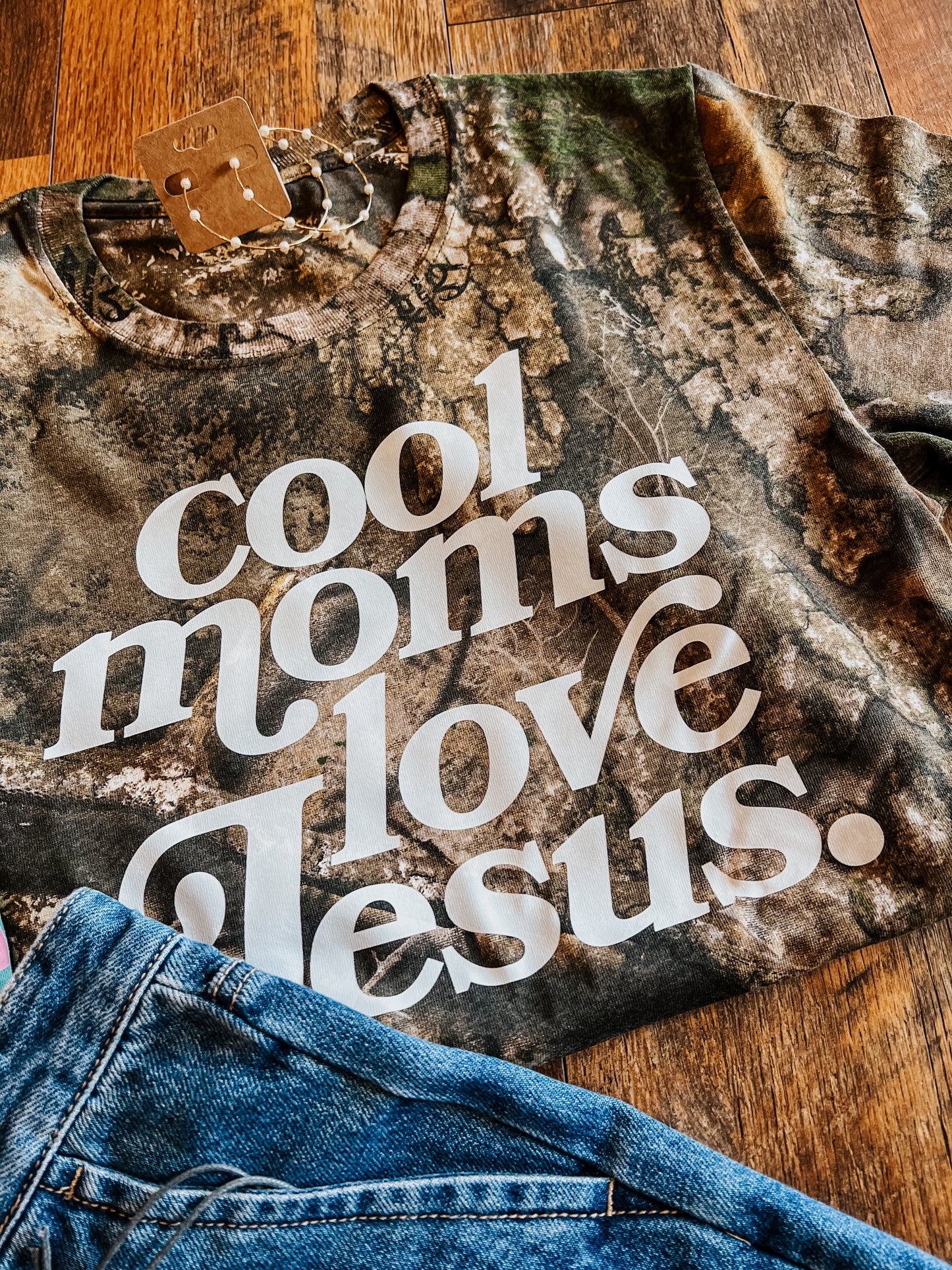 Cool Moms Camo Tee 😎