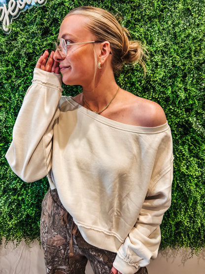 Off The Record Sweatshirt 🤎