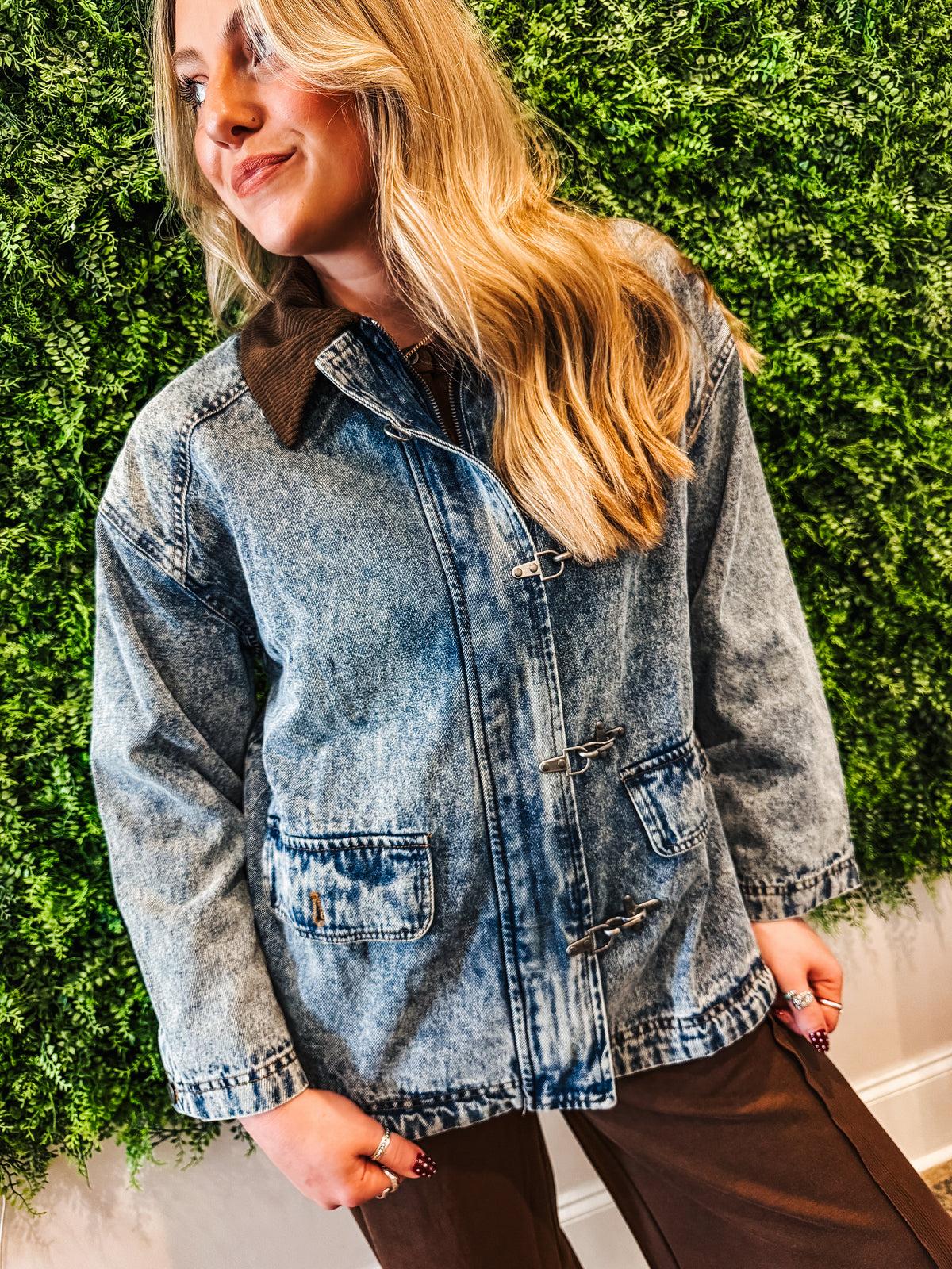 The Backroads Denim Jacket 🤎