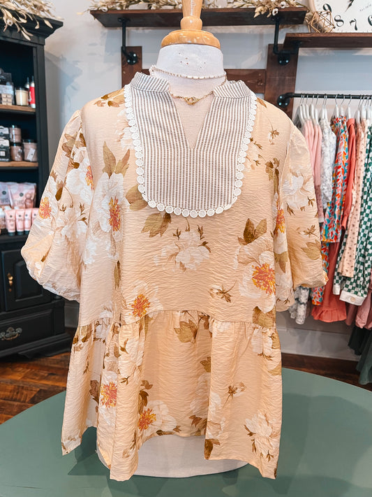 Floral Printed Blouse {Size Inclusive}