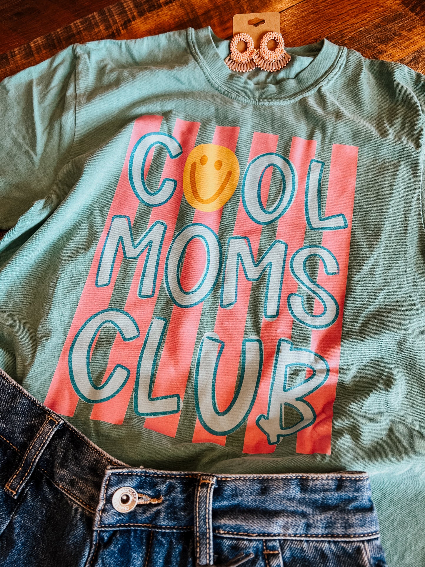 Cool Moms Club Tee 😎